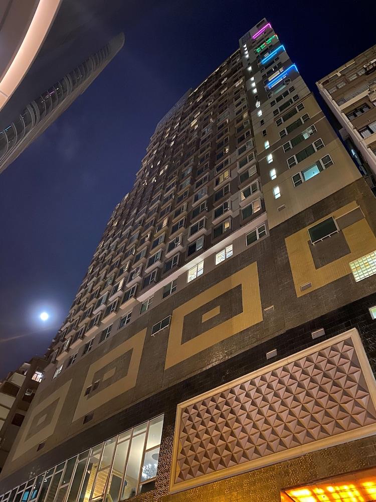 Ramada Hong Kong Grand Hotel Esterno foto